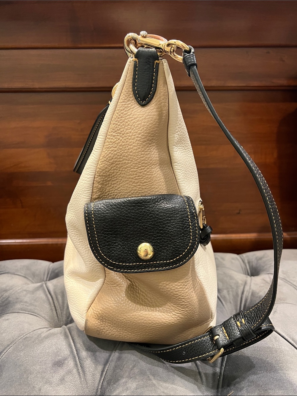 Coach Pebbled Leather Hobo in Off-White with Black Trim - Picture 3 of 9